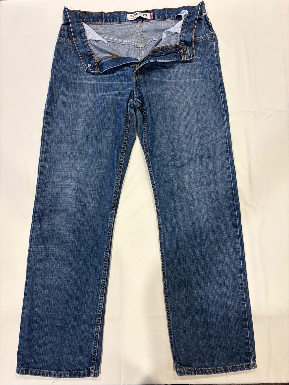 Levi's Men's Straight Jeans in Blue Denim